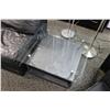 Image 2 : 2 PC GLASS COFFEE TABLE SET