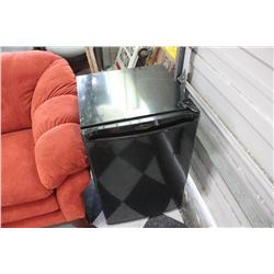 DANBY BLACK BAR FRIDGE