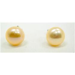 Pale Peach Pearl Earring Set