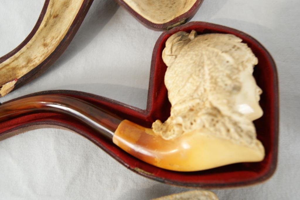 Lot of 7 Vintage Carved Meerschaum Pipes