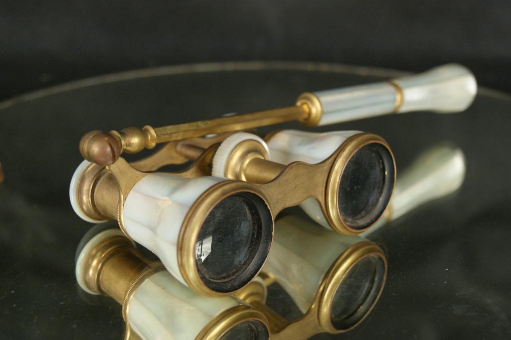 french opera glasses