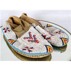Sioux beaded mocassins