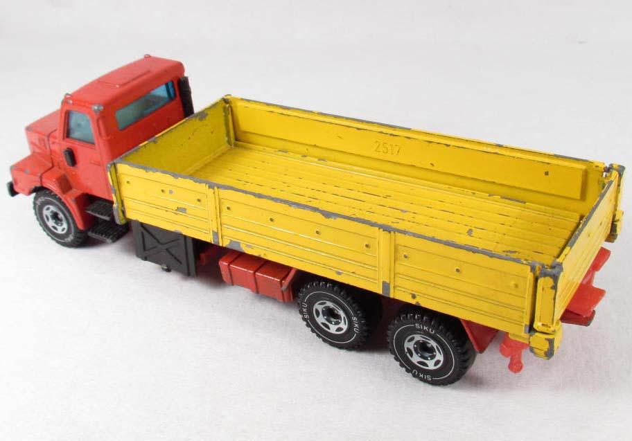 SIKU VOLVO 12 TURBO 6 DIE CAST TOY TRUCK