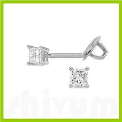 0.25 ctw Princess cut Diamond Stud Earrings F-G, VS