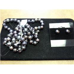 GENUINE FRESHWATER PEARL NECKLACE & EARRINGS