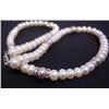 Image 2 : 17" Single Strand Pearl Necklace
