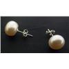Image 3 : Pale Peach Pearl Earring Set