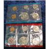Image 2 : 299. 1972 U.S. Mint Set in original cellophane.