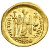 Image 2 : Justinian I, 527-565. Gold Solidus (4.43 g) minted at Constantinople. MS