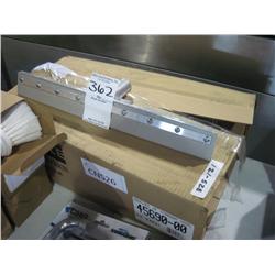 NEW CARLISLE 18" SQUEEGEE (X2)