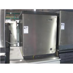 SCOTSMAN MOD: CME456AS-1B 450# AIR COOLED CUBE ICE HEAD