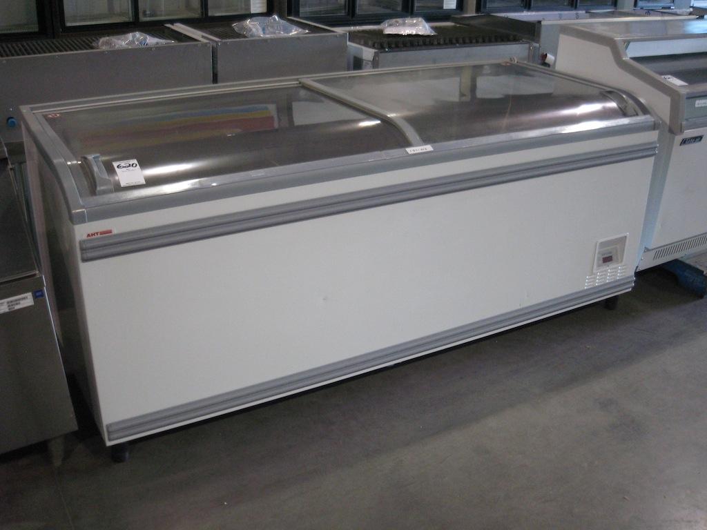 NEW AHT 7' DISPLAY FREEZER