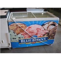 AHT 4' ICE CREAM NOVELTY FREEZER