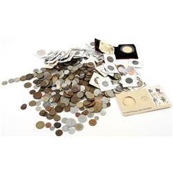 US WORLD AND COIN NUMISMATIC LOT