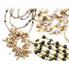 Image 2 : LARGE LOT OF LADIES PEARL & STONE BEAD JEWELRY