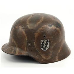 WWII GERMAN M35 HELMET CAMO PAINT