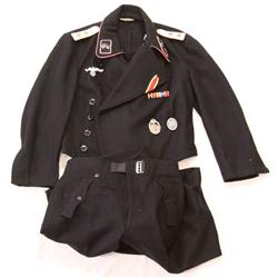 SPURIOUS WWII GERMAN SS PANZER UNIFORM