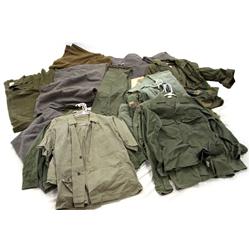 HUGE LOT US MILITARY SURPLUS CLOTHES AND BLANKETS