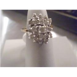 1.25 Carat Diamond Cluster Ladies Ring, 5.1 Grams 14K Gold