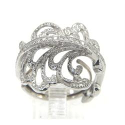 18K White Gold Diamond Ring
