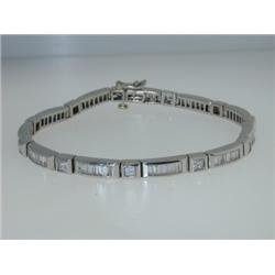 14Kt. White Gold Lady's Diamond Bracelet