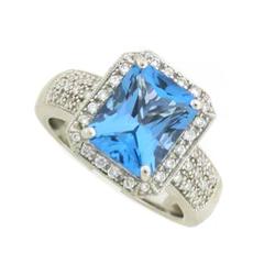 18k White Gold Diamond Ring with Blue Topaz