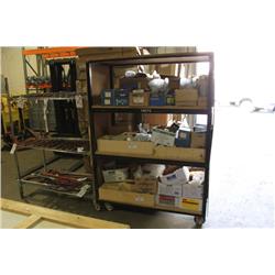 MOBILE SHELF OF HARDWARE
