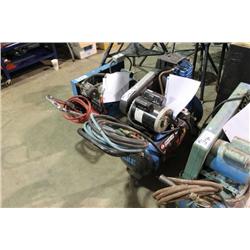 CAMPBELL HAUSFELD MOBILE COMPRESSOR