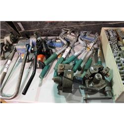 LOT OF ASSORTED PIPE TOOLS