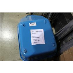 DISASSEMBLED NEW WHEELBARROW INCLUDES: 1 BUCKET -