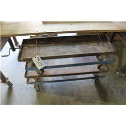 4 MOBILE METAL DOLLIES