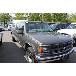 2000 GREY CHEVROLET C3500 4DR PICK UP