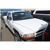 Image 1 : 2000 WHITE DODGE DAKOTA SPORT 2DR PICK UP