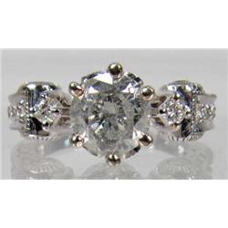 14K WHITE GOLD LADIES DIAMOND RING - SIZE 6.75