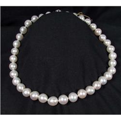 SINGLE STRAND SOUTH SEA CULTURED PEARL NECKLACE