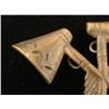 Image 4 : Indian Wars Native American Tomahawk US Uniform Badge
