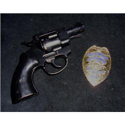 Hawaii 5-0 (1968-1980) Jack Lord's  Gun and Badge