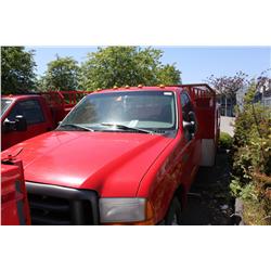 1999 RED FORD F-350 SUPERDUTY UTILITY TRUCK