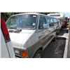 Image 1 : 1989 GREY DODGE 15 PASSENGER VAN