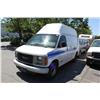 Image 1 : 2001 WHITE GMC SAVANA CARGO VAN