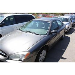 2002 GREY FORD TAURUS LX SEDAN