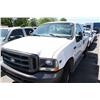 Image 1 : 2002 WHITE FORD F-350 XL SUPERDUTY PICK UP