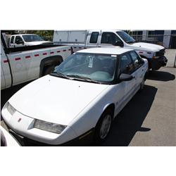 1992 WHITE SATURN SL1 SEDAN