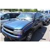 Image 1 : 2004 BLUE CHEVROLET TRAILBLAZER SUV