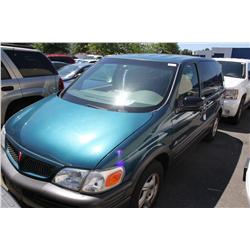 2002 GREEN PONTIAC MONTANA PASSENGER VAN