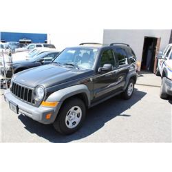 2006 GREEN JEEP LIBERTY SPORT 4DR SUV