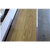 Image 1 : ARMOURWOOD WIDE PLANK HONEY OAK SOLID HARDWOOD