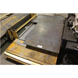STEEL STAND & METAL SHEETS