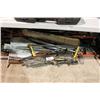 Image 1 : LOT OF LARGE TOOLS
