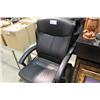 Image 1 : 3 BLACK OFFICE CHAIRS